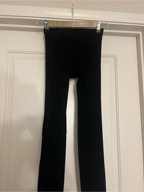 Low ride black cotton leggings
